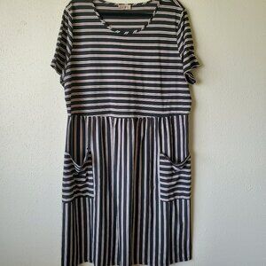 2X Spin U.S.A. Striped Dress with Exterior Pockets Black White Tan